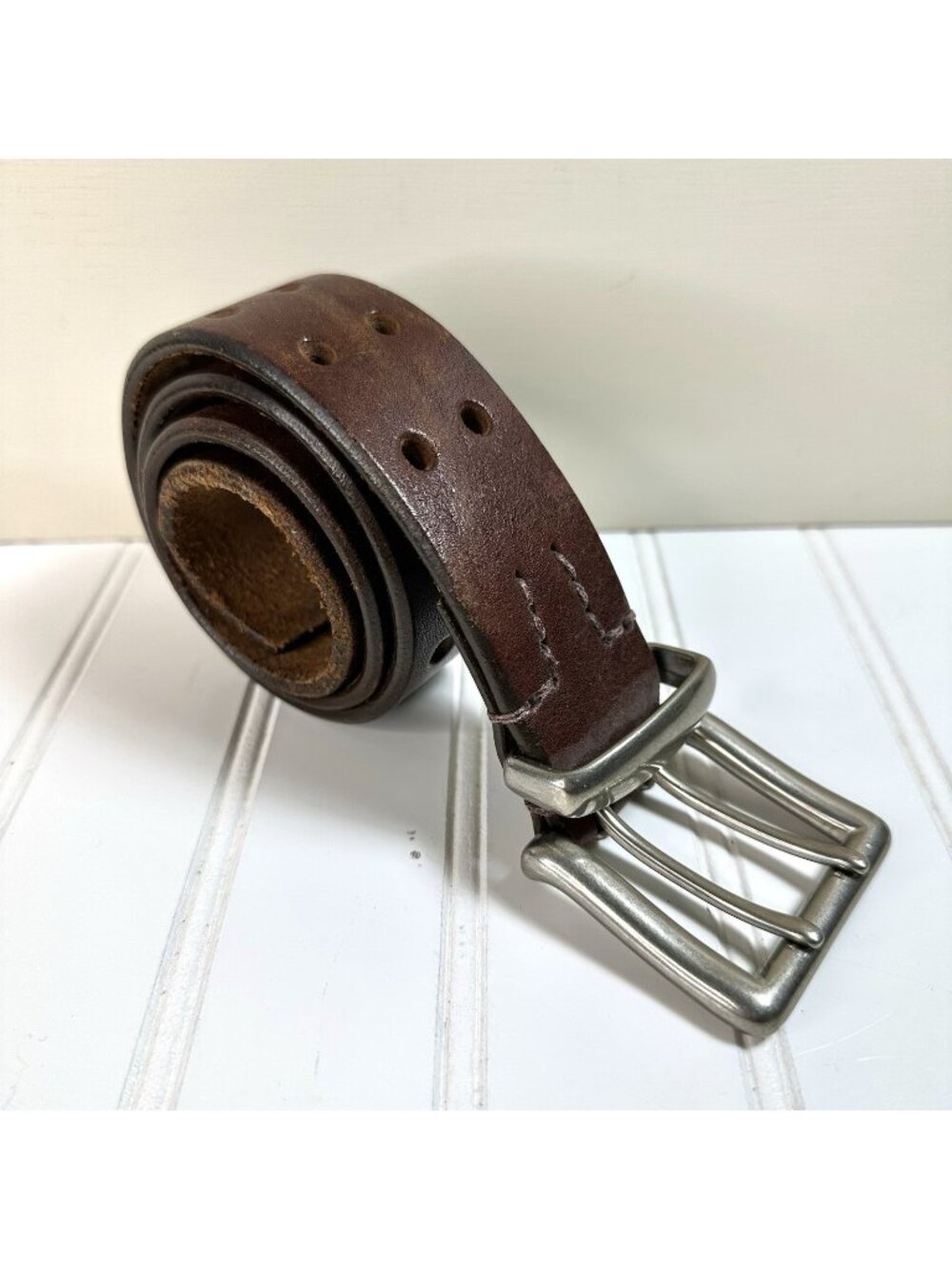 Vintage Levi’s Belt Unisex Brown Double Prong 28” x 1.5” Genuine Leather Boho
